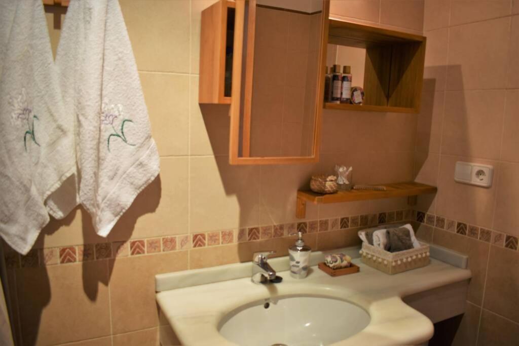 Precioso Atico En Pleno Centro De O Grove Apartment Bagian luar foto