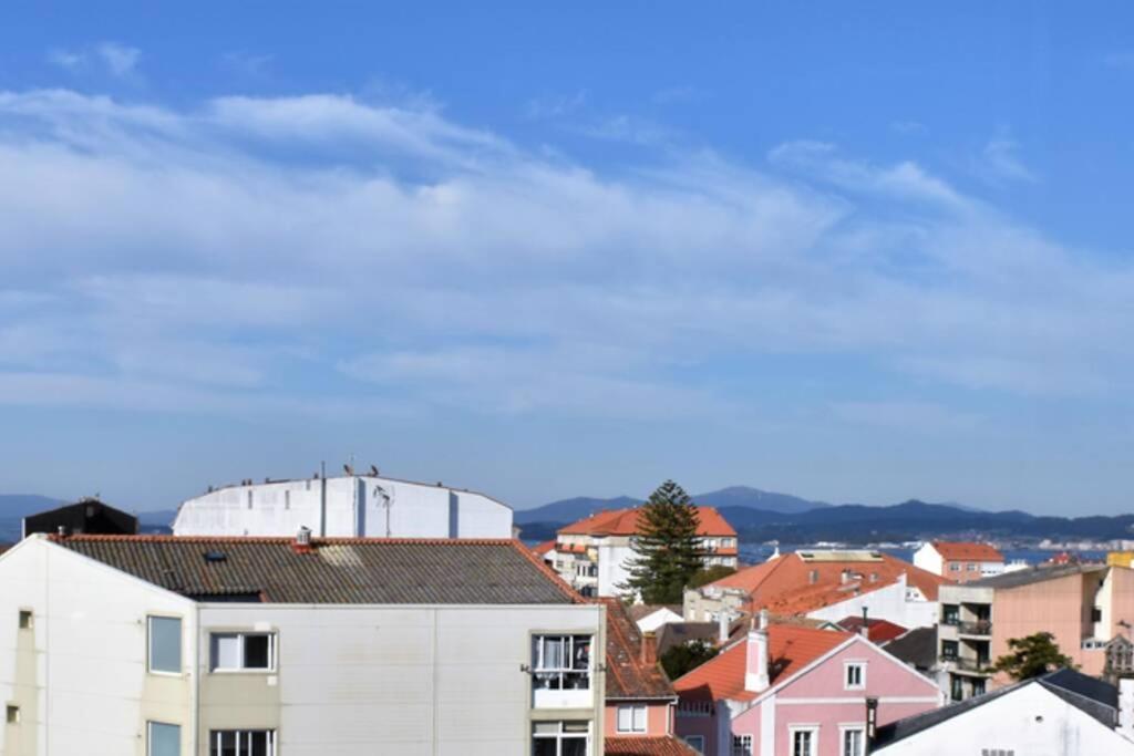 Precioso Atico En Pleno Centro De O Grove Apartment Bagian luar foto